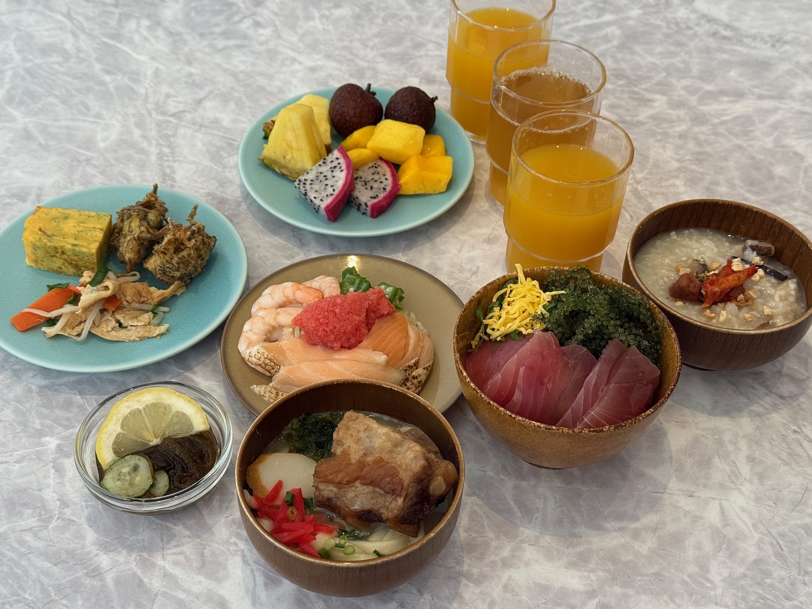レクー沖縄北谷滞在時の朝食ビュッフェ / Breakfast buffet during our stay at Lequ Okinawa Chatan